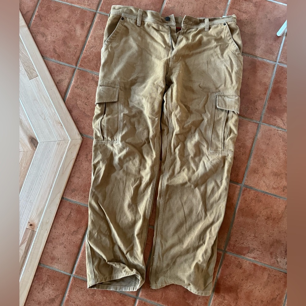 Men’s Patagonia cargos sz 38 waist